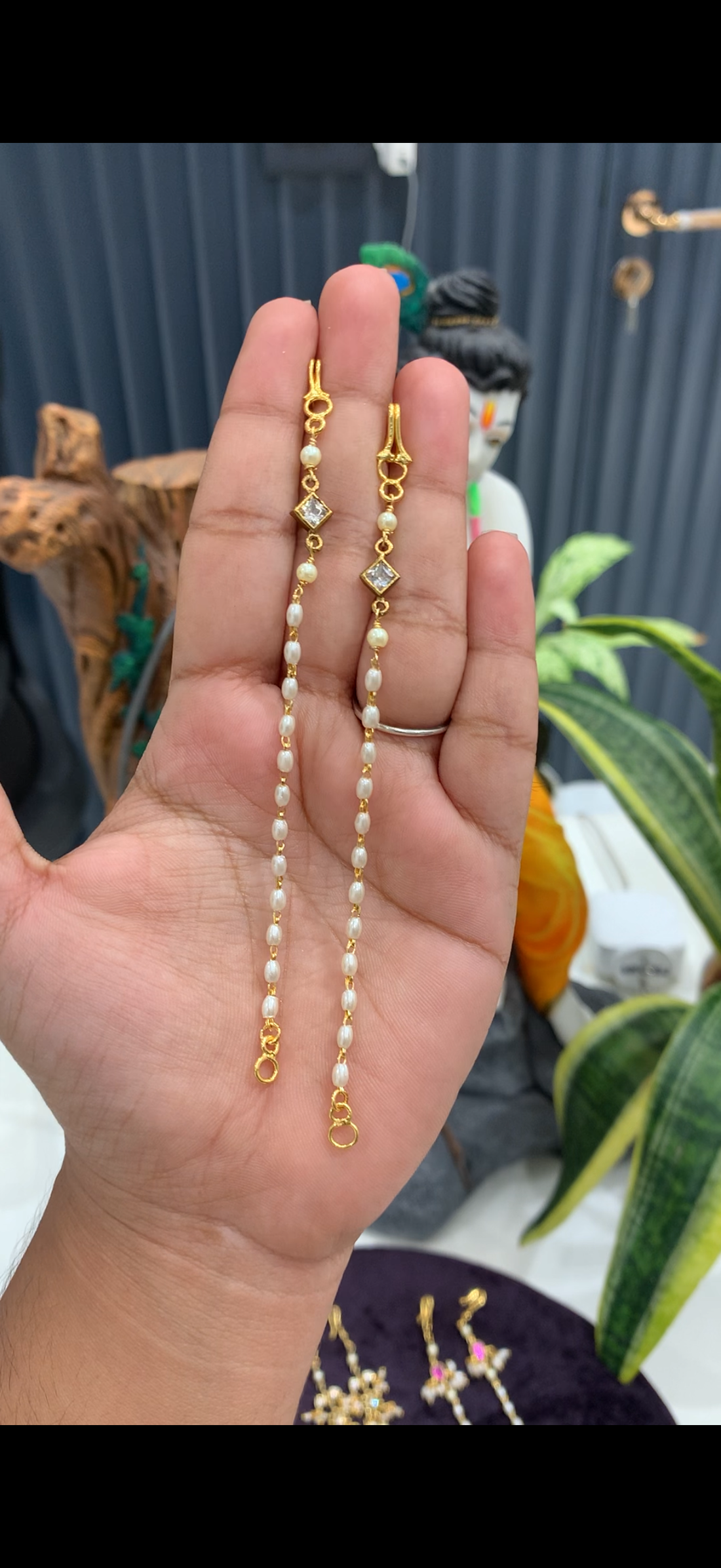 Beautiful uncut stone white pearls Matilu