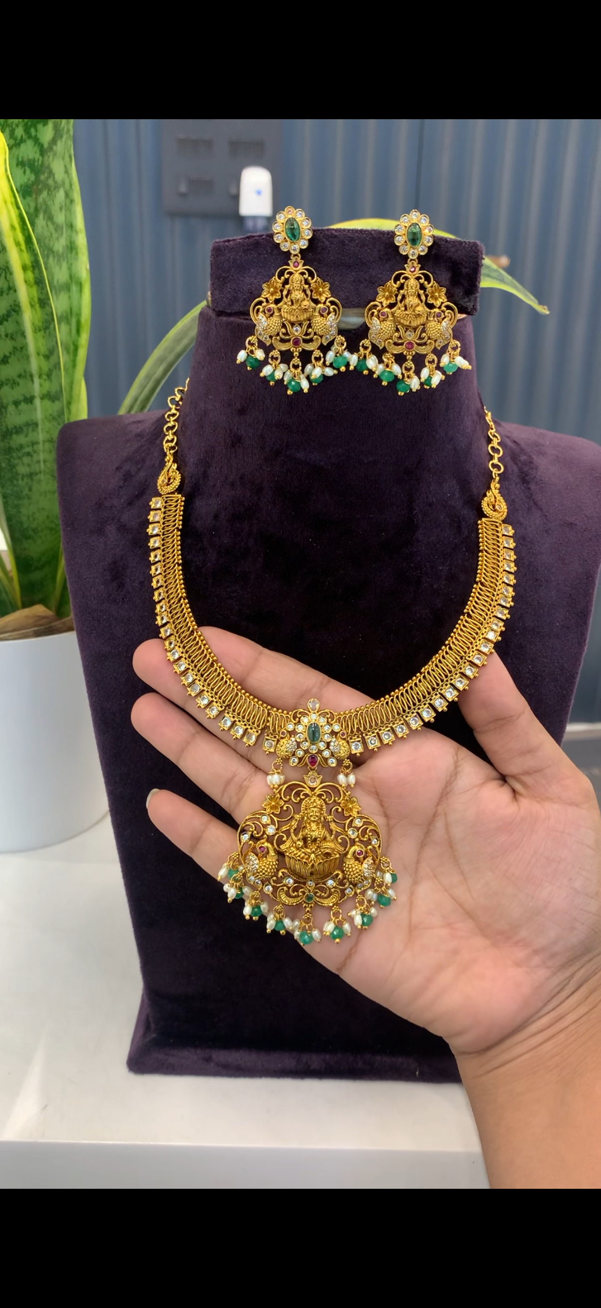 Beautiful Lakshmi devi jelebi necklace with pushback earrings