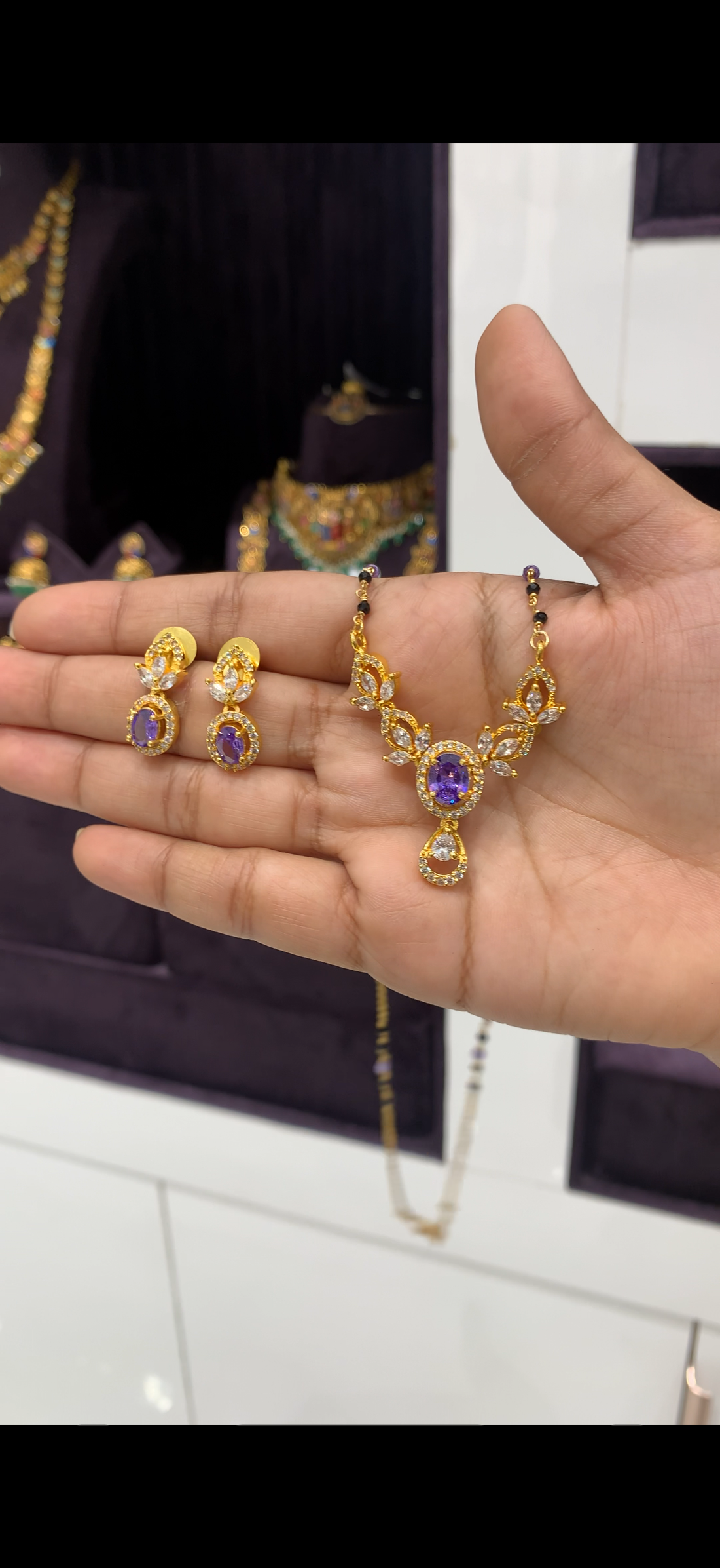 Beautiful purple colour pendant set with handmaking blackbeads chain 18 inchs long