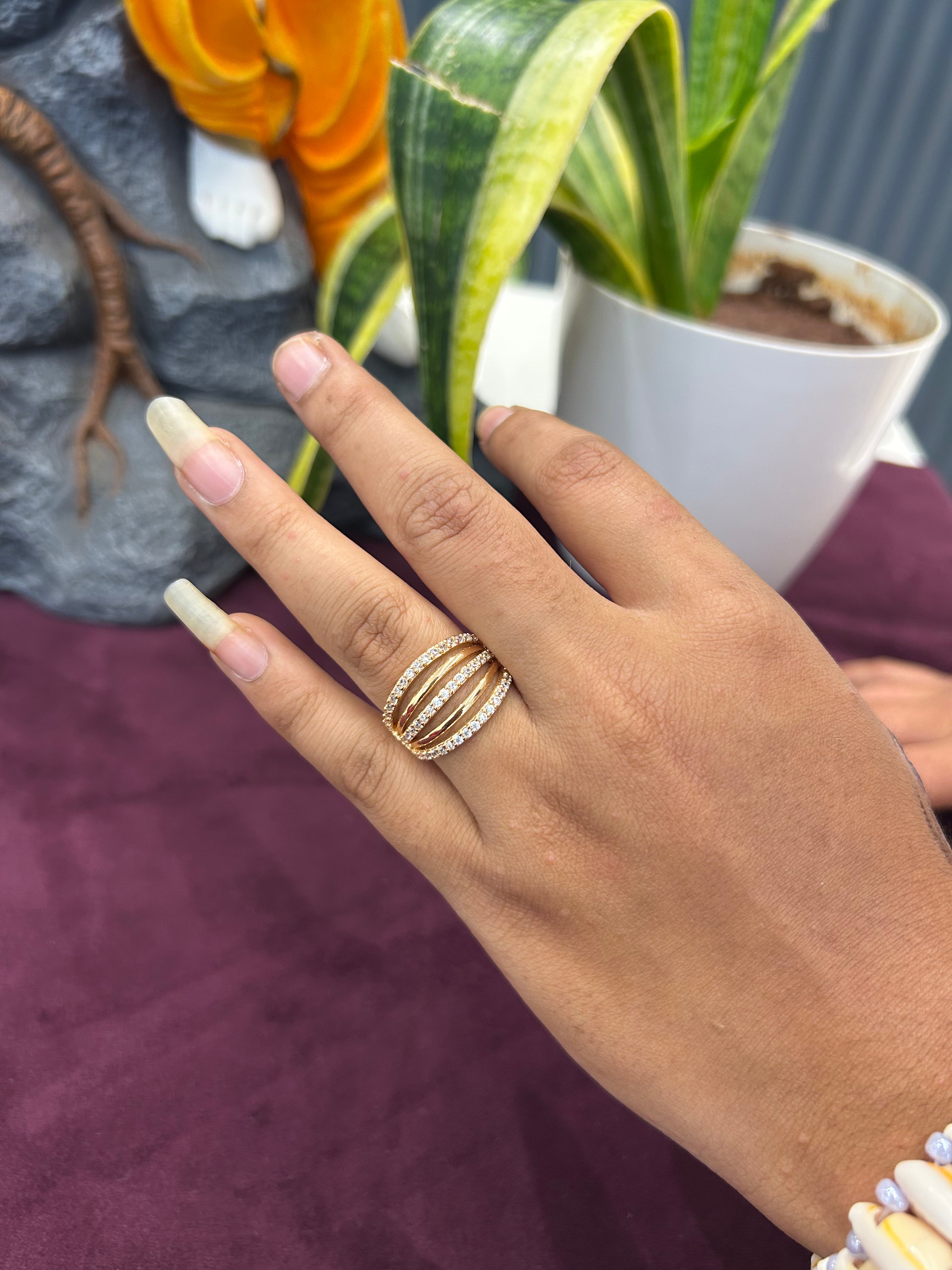 Beautiful rose gold finger ring