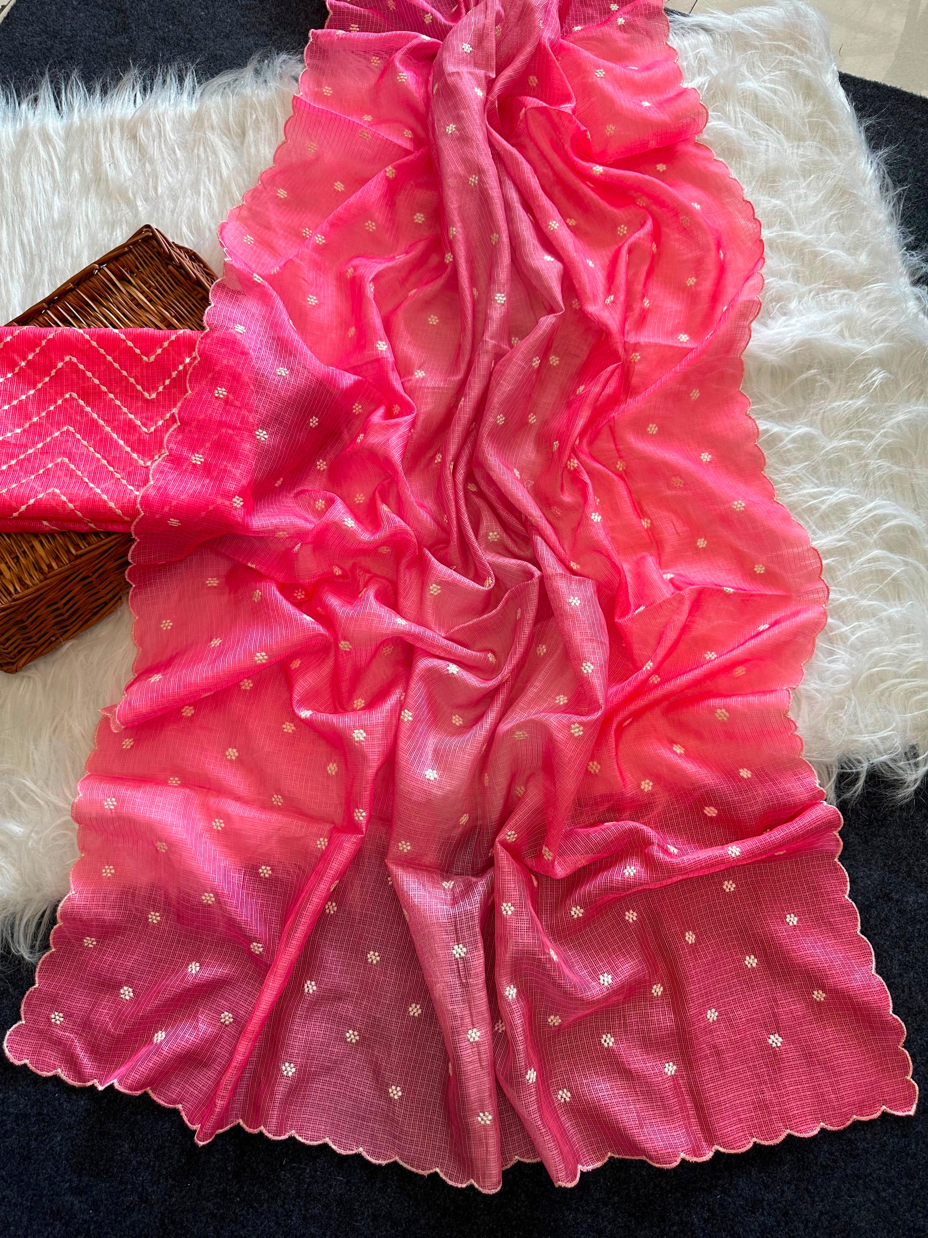 Elegant doriya saree