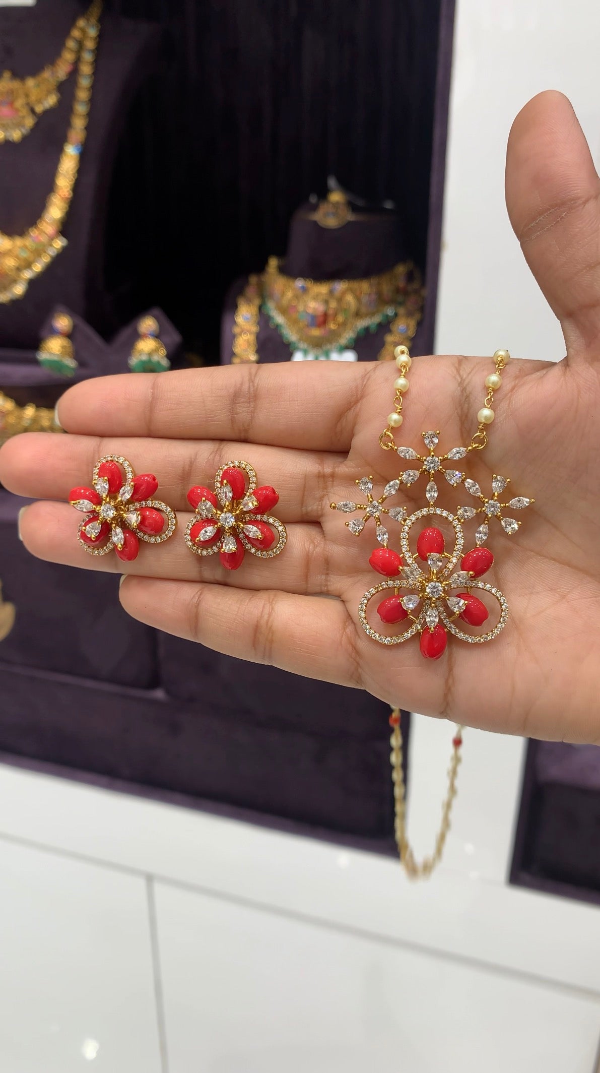 Beautiful Pagadam pendant set with handmaking white pearls mala 18 inchs long