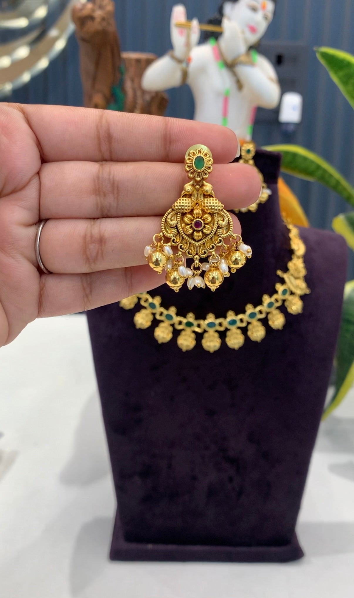Beautiful green stone Lakshmi necklace set with pushback back earrings