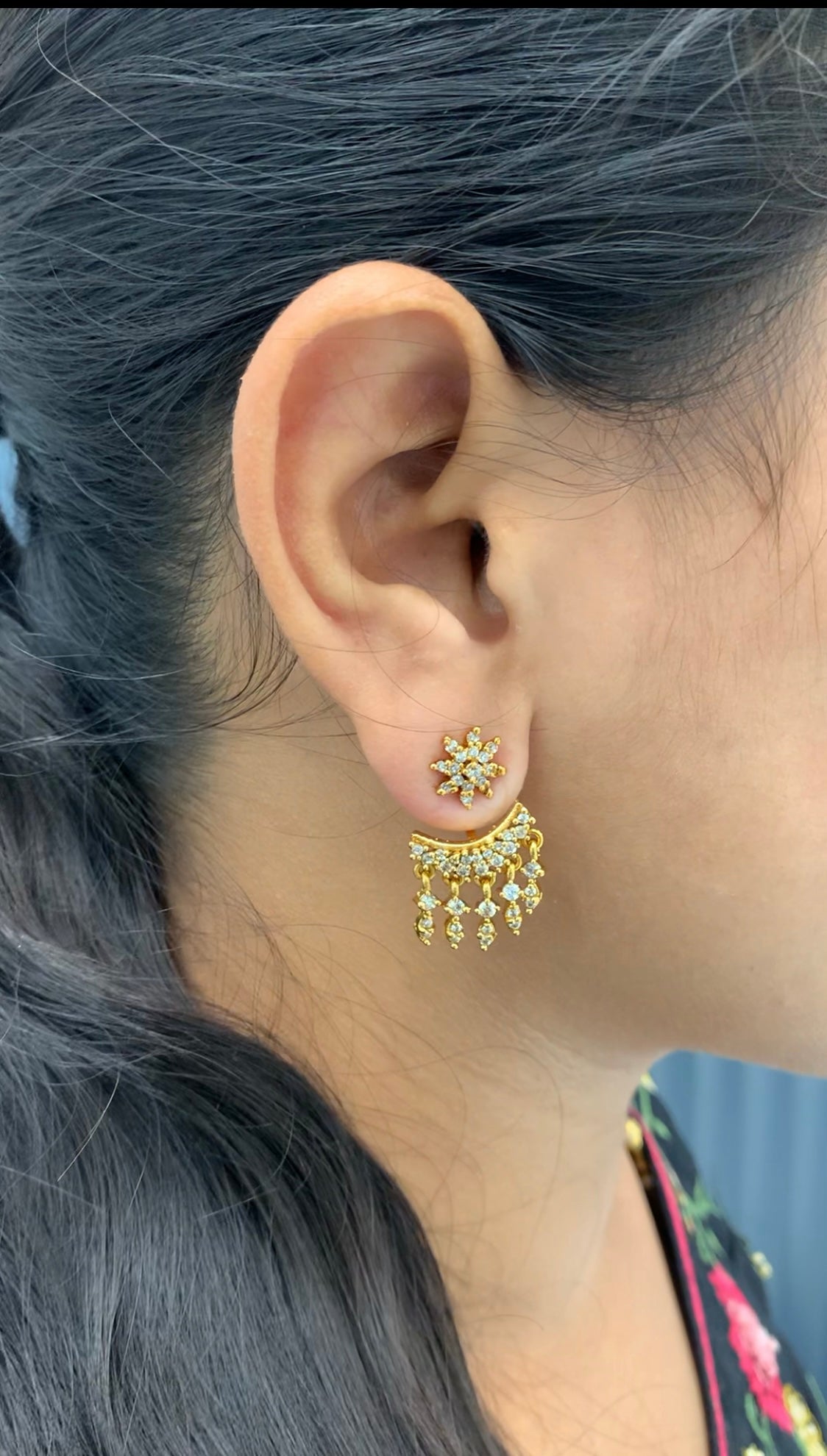 Beautiful white stone 2in 1 earrings with pushback