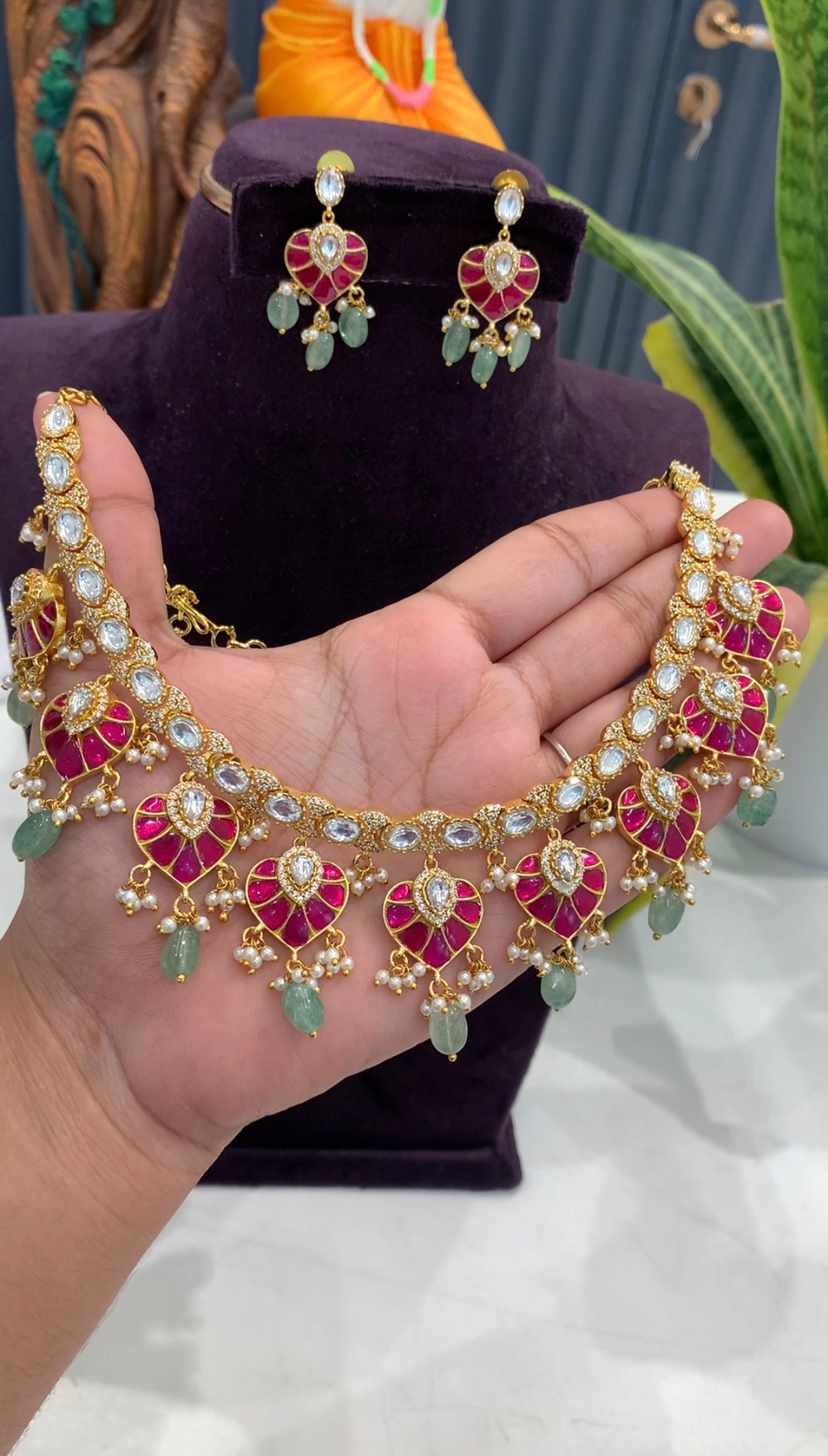 Beautiful Jadav kundhana aqua beads necklace with pushback earrings