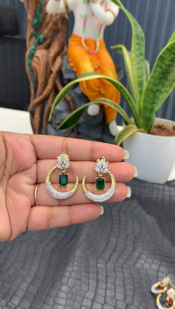 Beautiful moon shape earring  with pushback