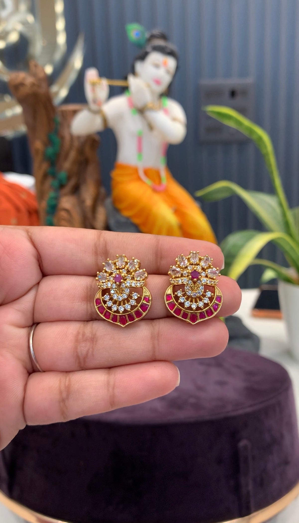 Beautiful Jadav kundhan studs with pushback