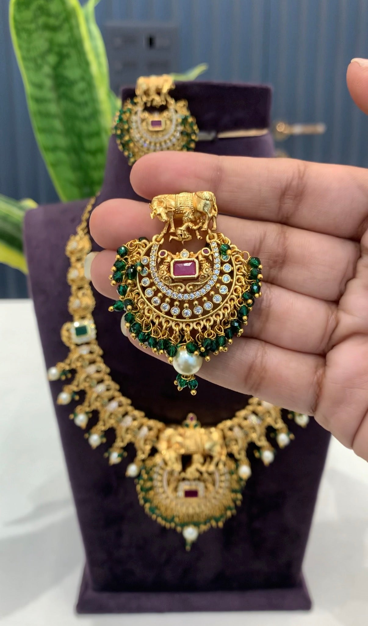 Beautiful peacock design necklace with pushback earrings