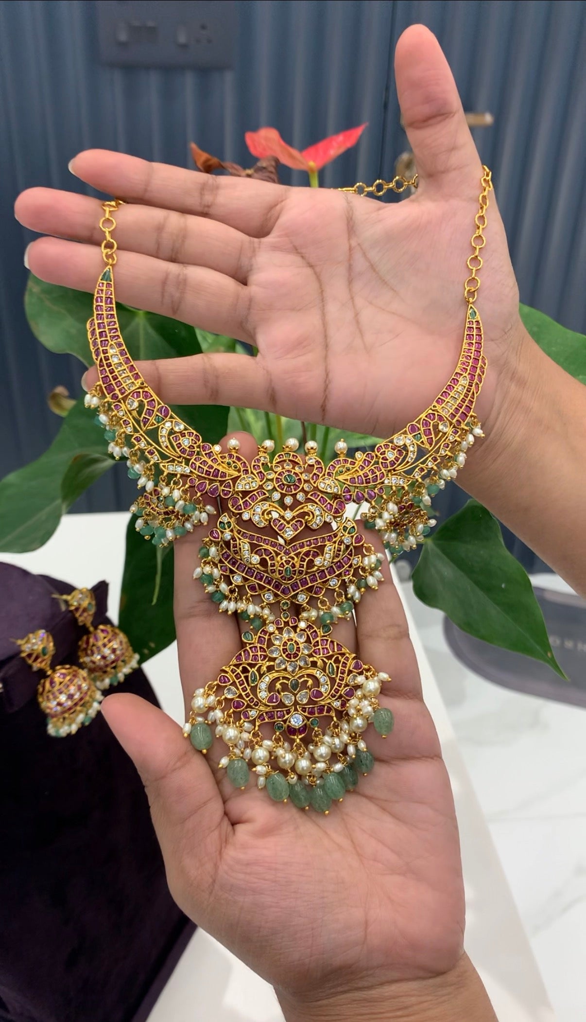 Beautiful pota stone detachable necklace set with pushback earrings