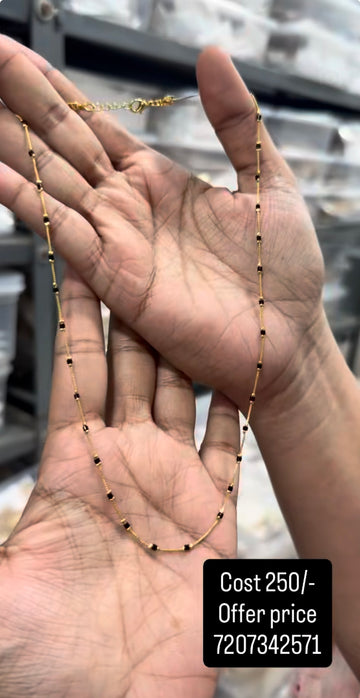 Beautiful simple blackbeads chain 18 inchs long