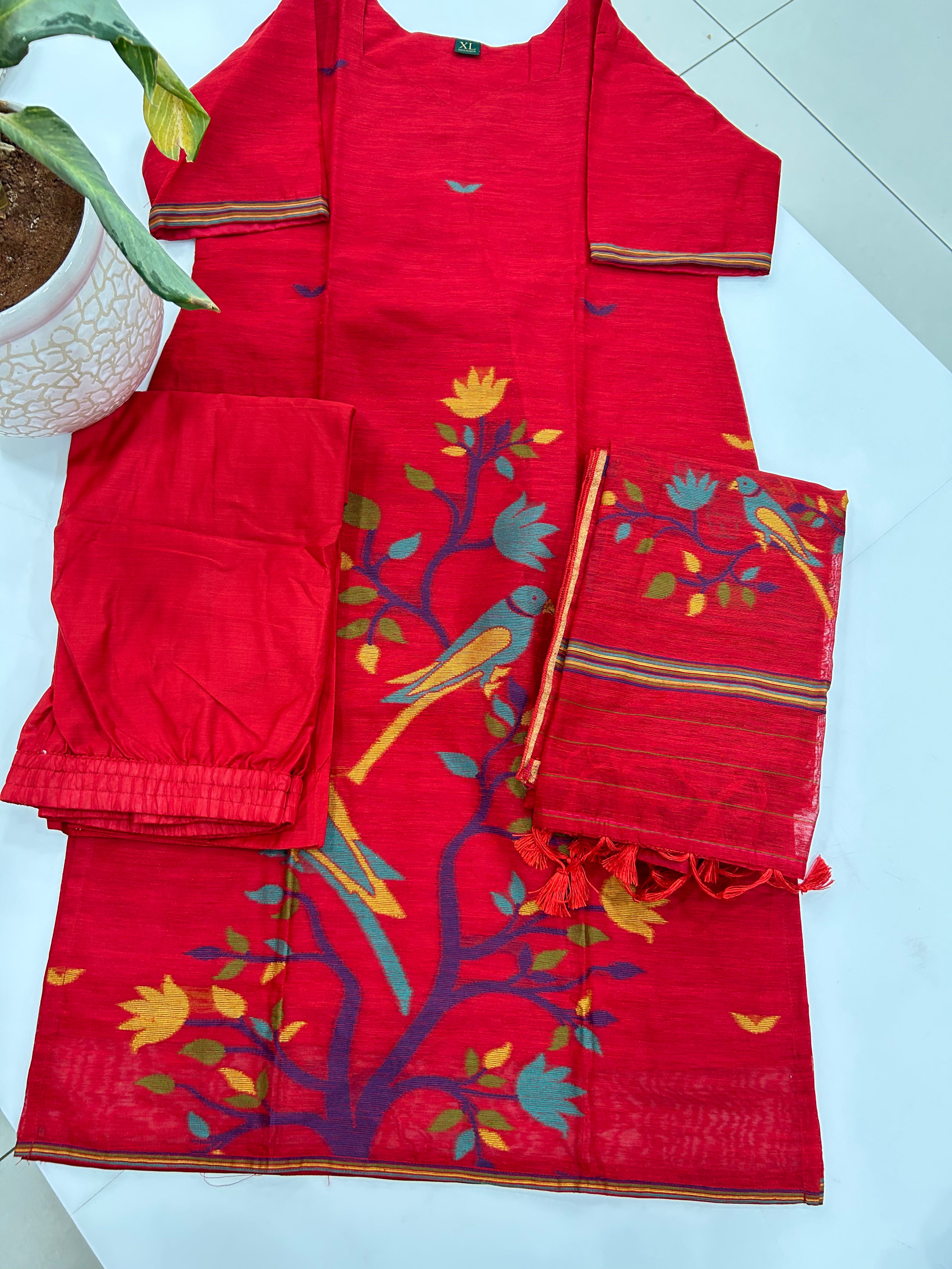 Muslin Jamdani 3-piece set