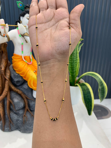 Beautiful simple blackbeads chain 18 inchs long