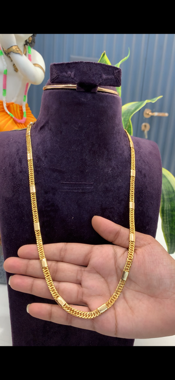 Beautiful chain 26 inchs long