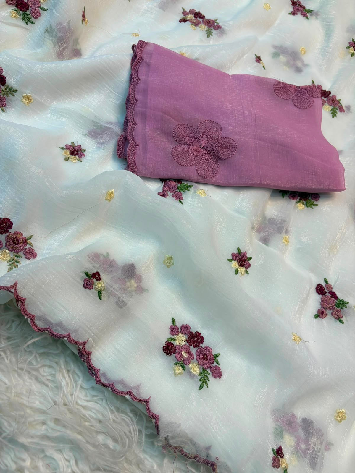 Crunchy fabric saree