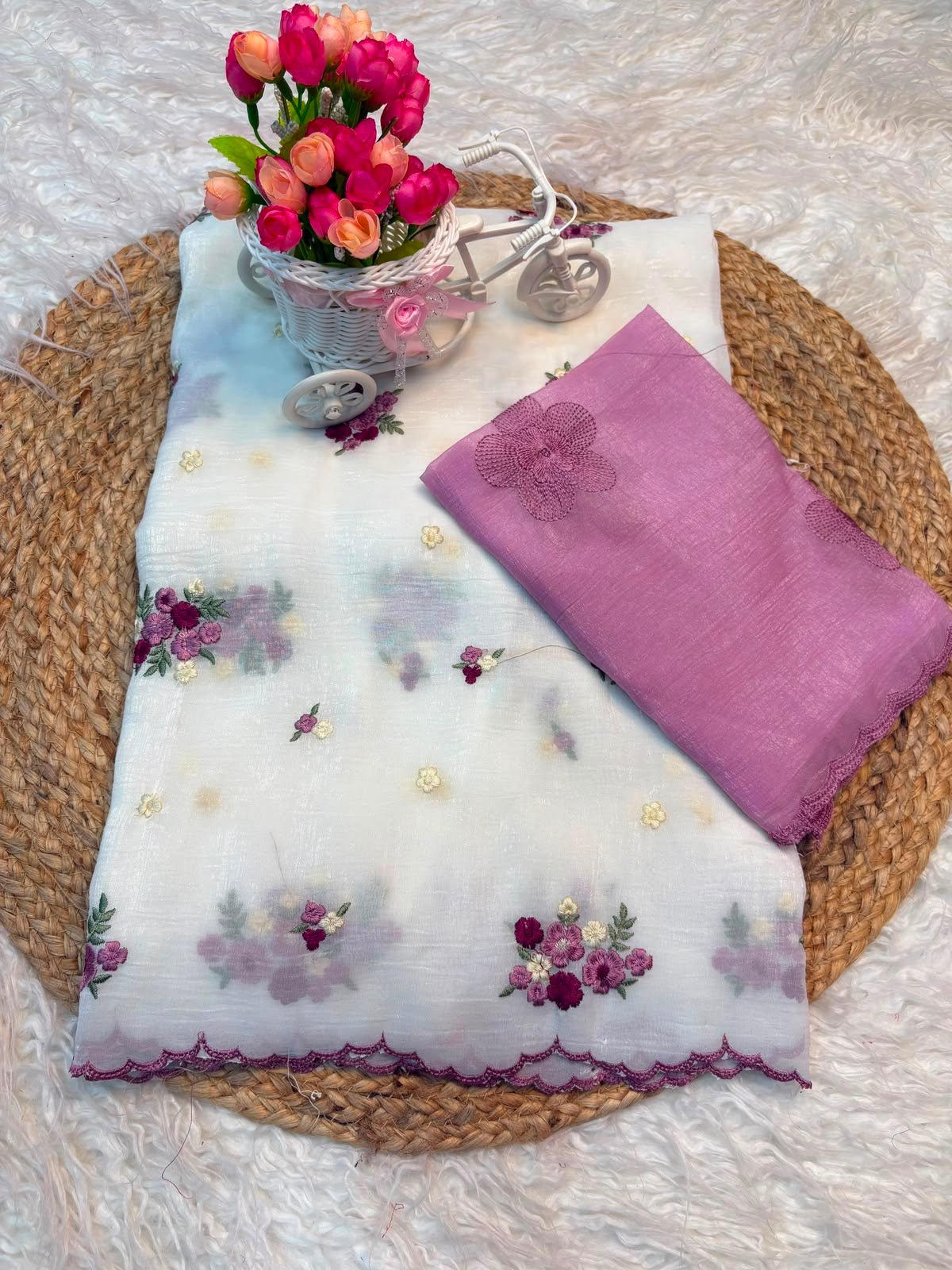 Crunchy fabric saree