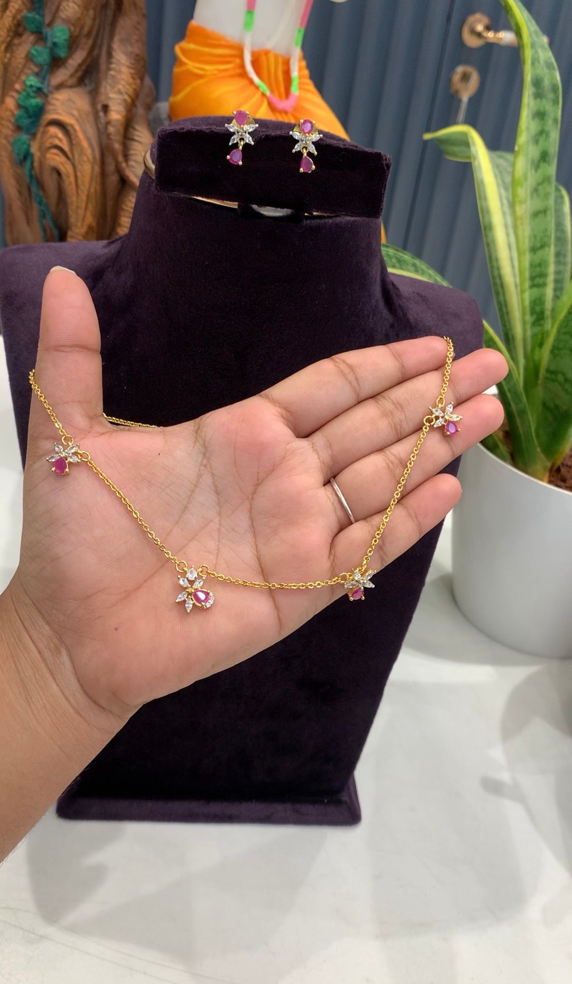 Beautiful Diamond Replica Simple chain set with pushback earrings