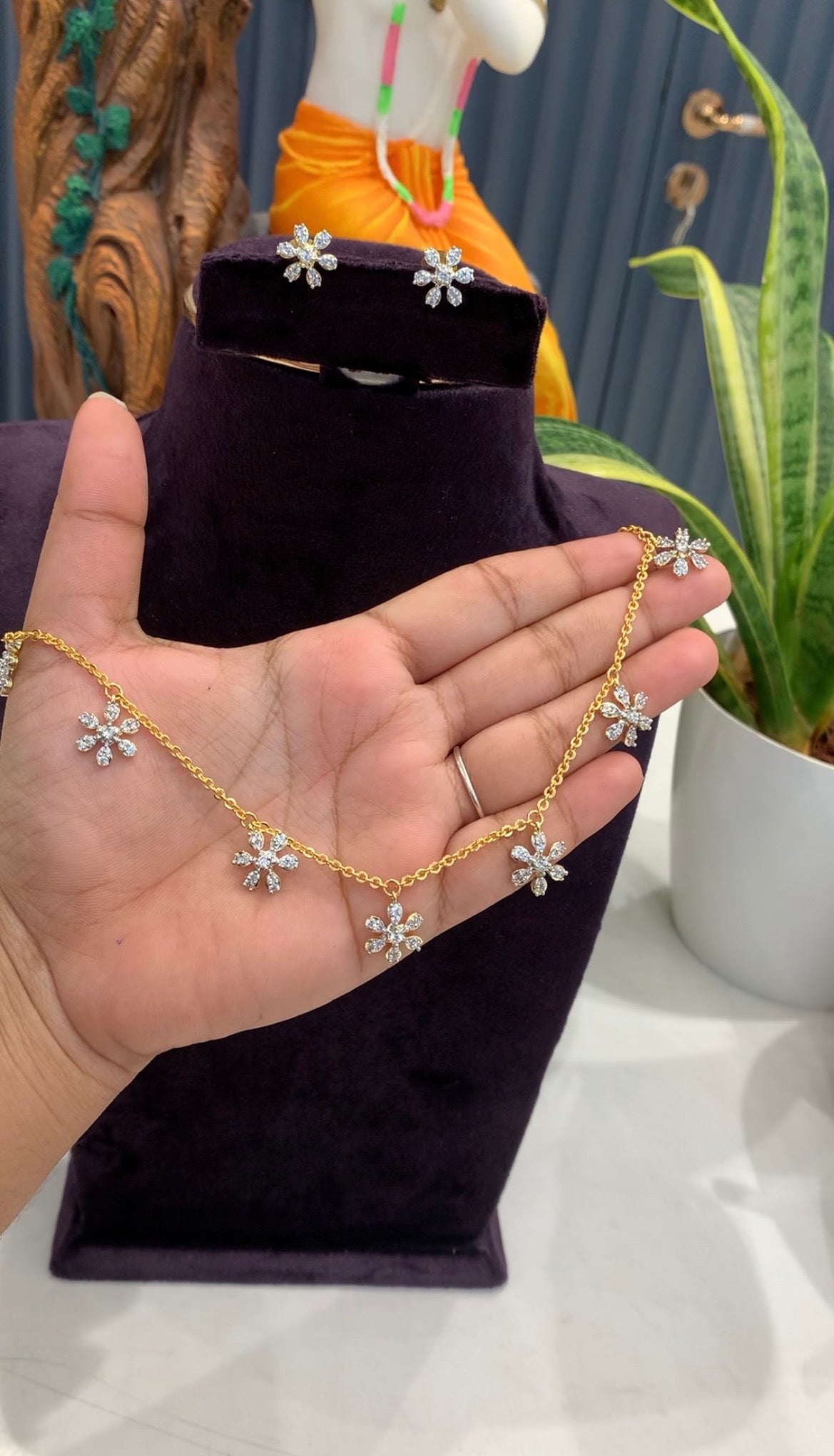 Beautiful Diamond Replica Simple chain set with pushback earrings