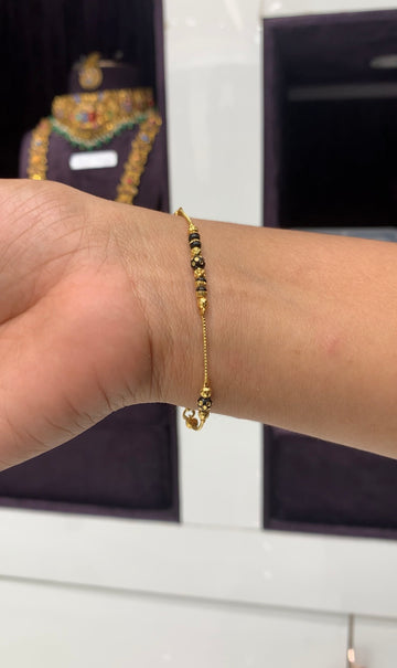 Beautiful Blackbeads bracelet with adjustable rings