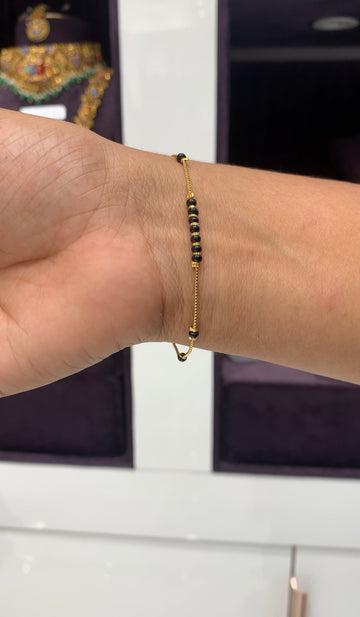 Beautiful Blackbeads bracelet with adjustable rings