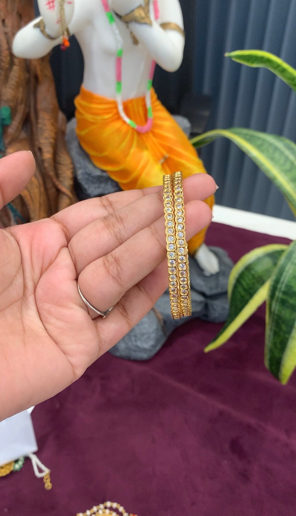 Beautiful uncut stone bangles