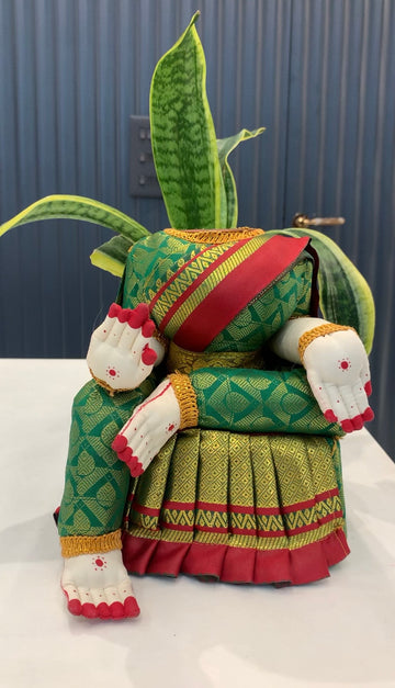 Beautiful Ammavari idol 9 inchs (without face )