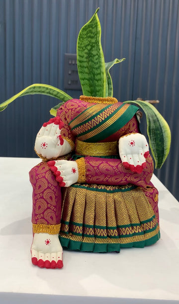 Beautiful Ammavari idol 9 inchs (without face )
