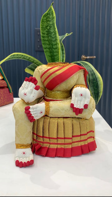 Beautiful Ammavari idol 9 inchs (without face )