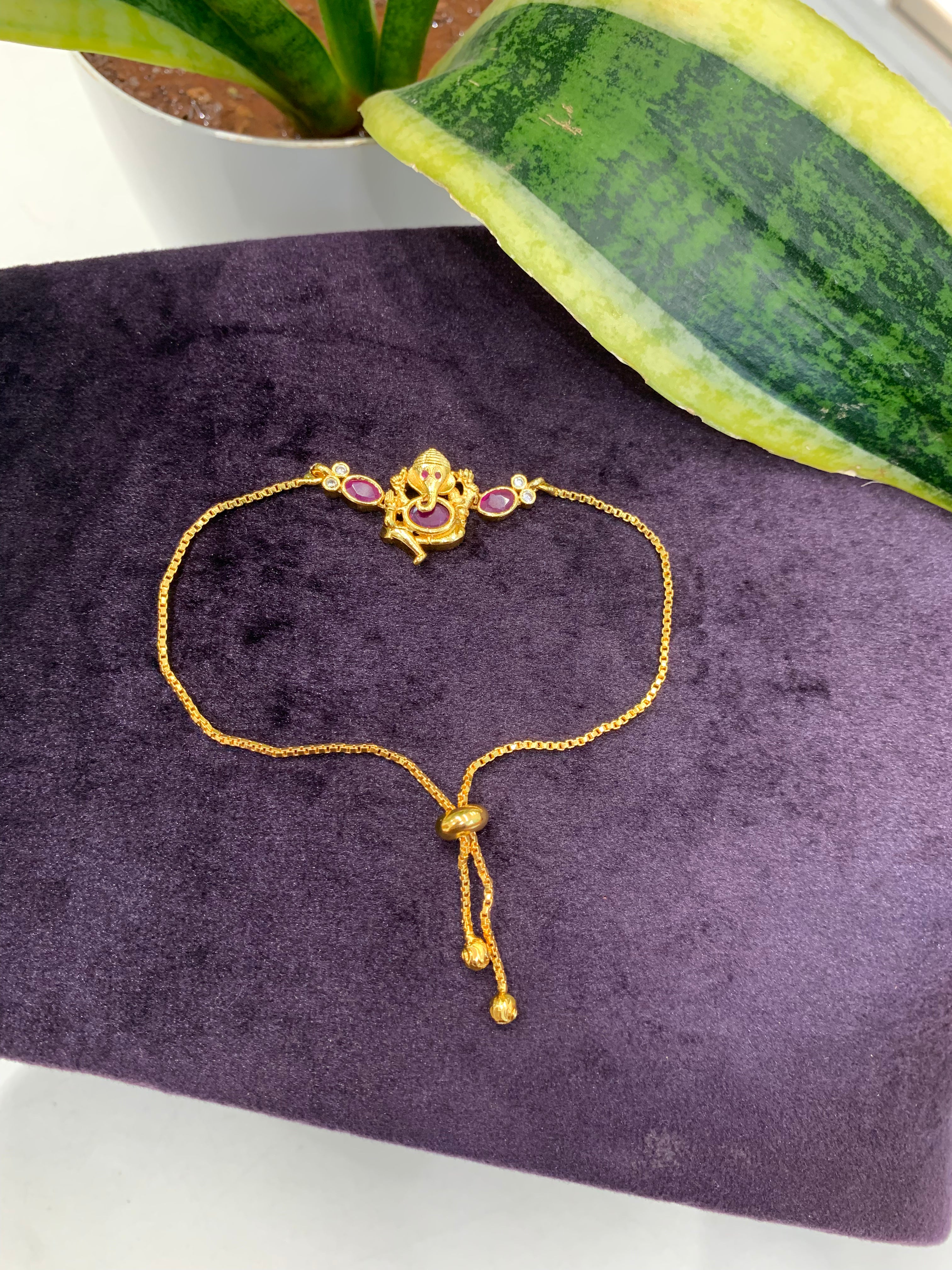 Beautiful Ganesh idol Rakhi/bracelet