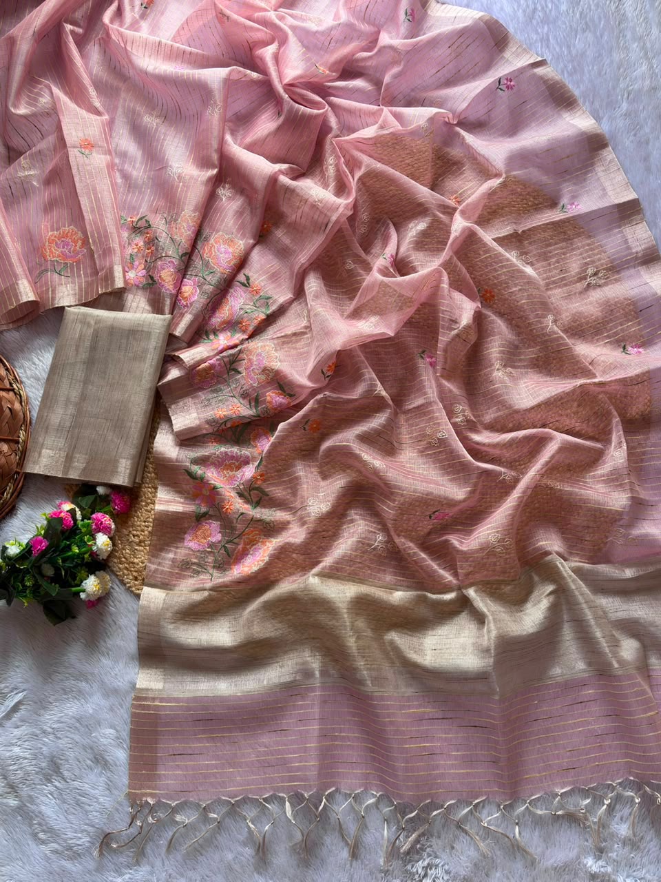 Soft tissue sarees