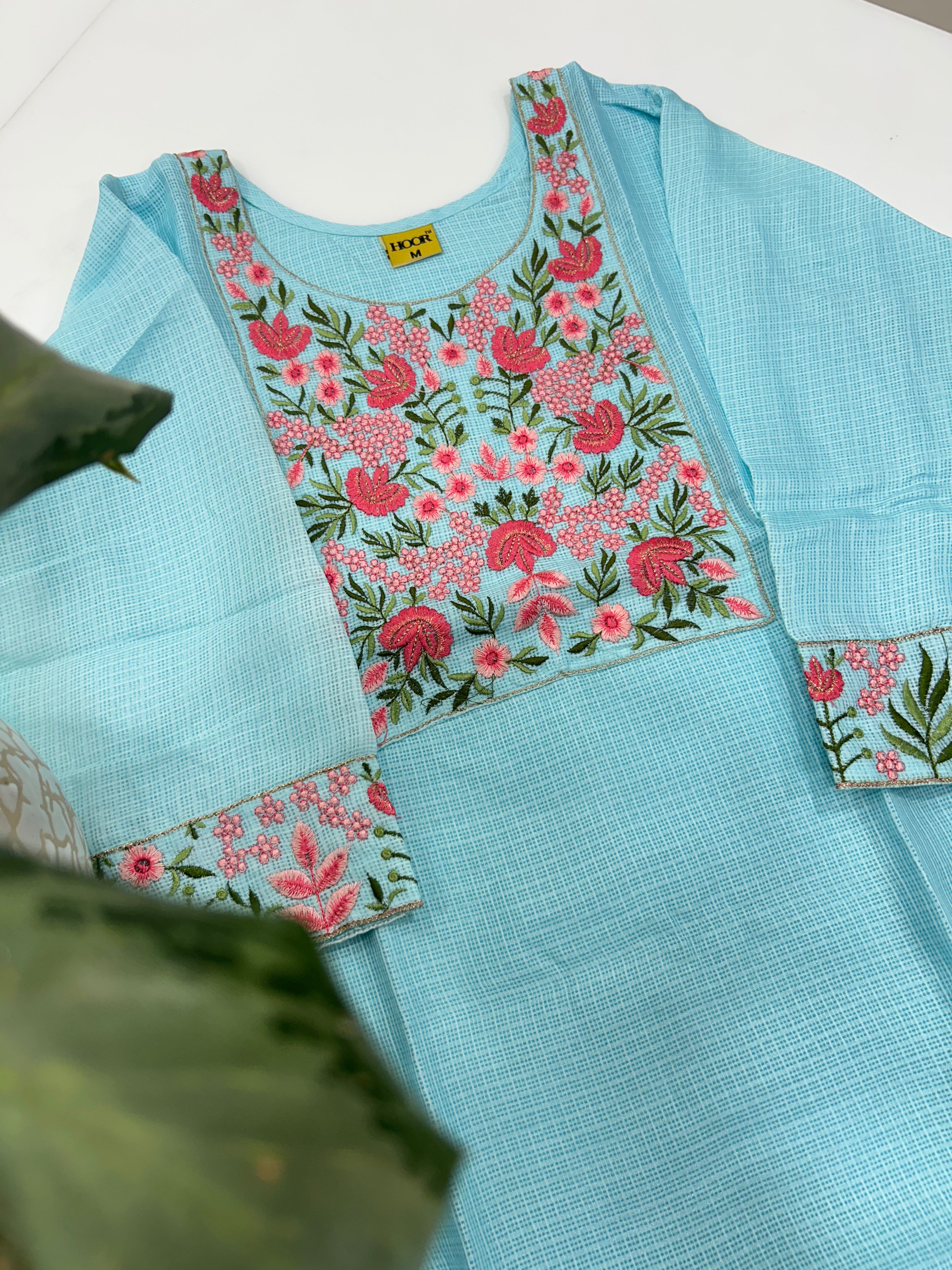 Kota straight cut top