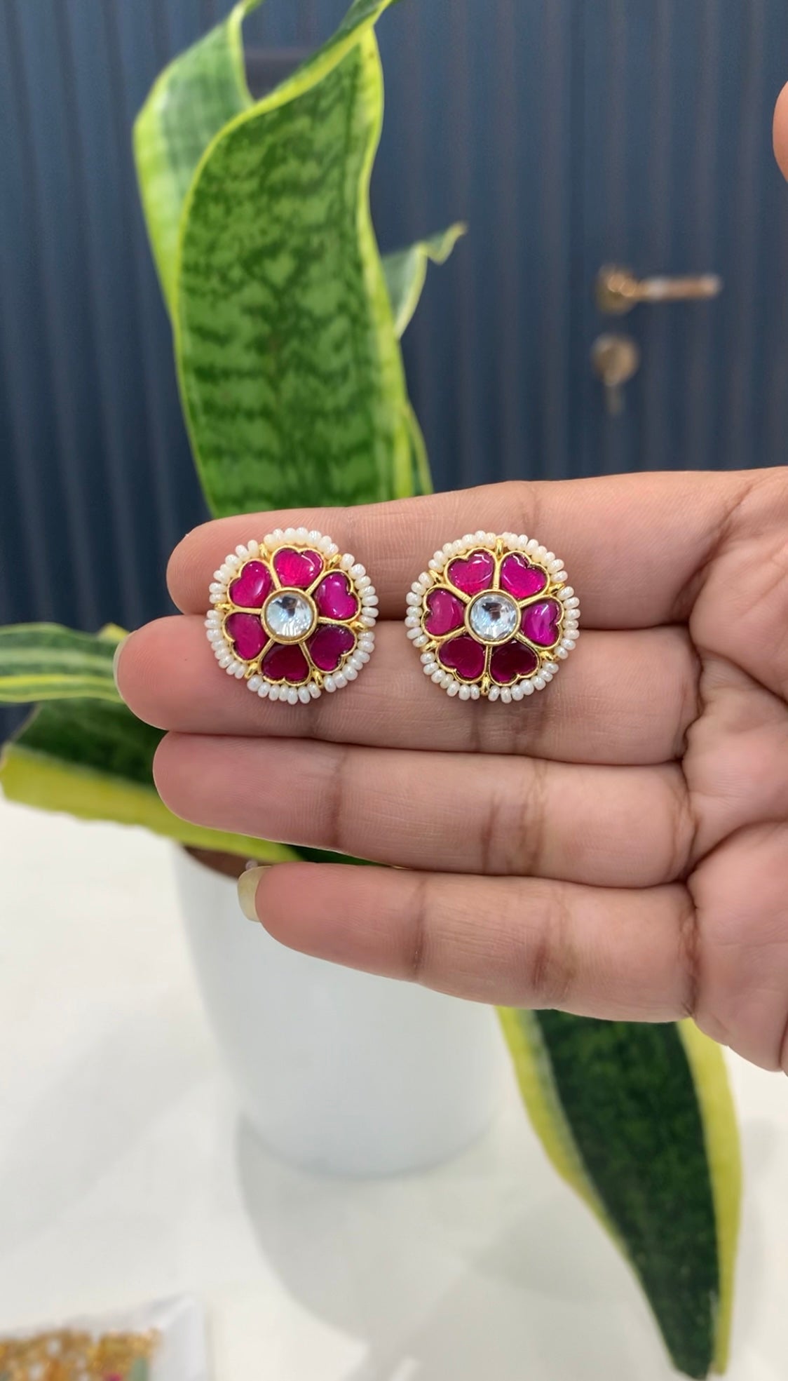 Beautiful Jadav kundhan pushback studs with pearls finishing