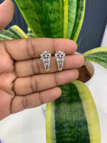 Beautiful Diamond Replica white stone studs with pushback