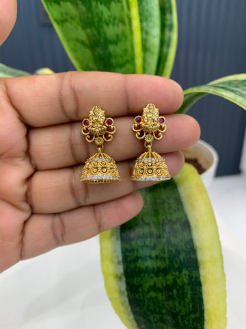 Beautiful Lakshmi devi simple jumkis with pushback