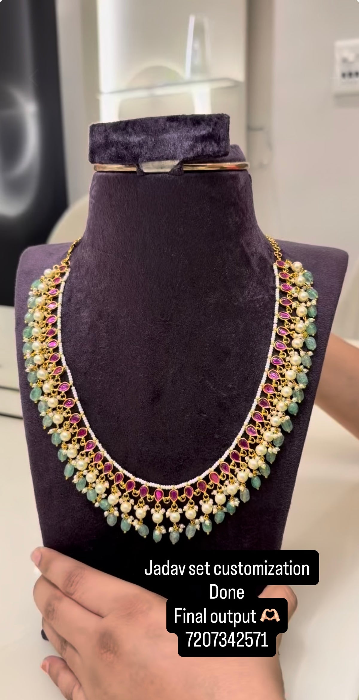 Beautiful jadau kundhan necklace with beads finishing