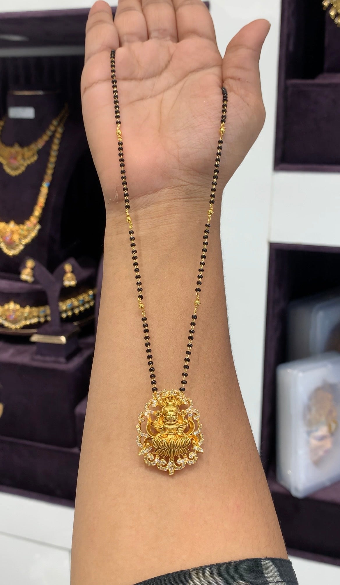 Beautiful Lakshmi devi idol Blackbeads chain 18 inchs long