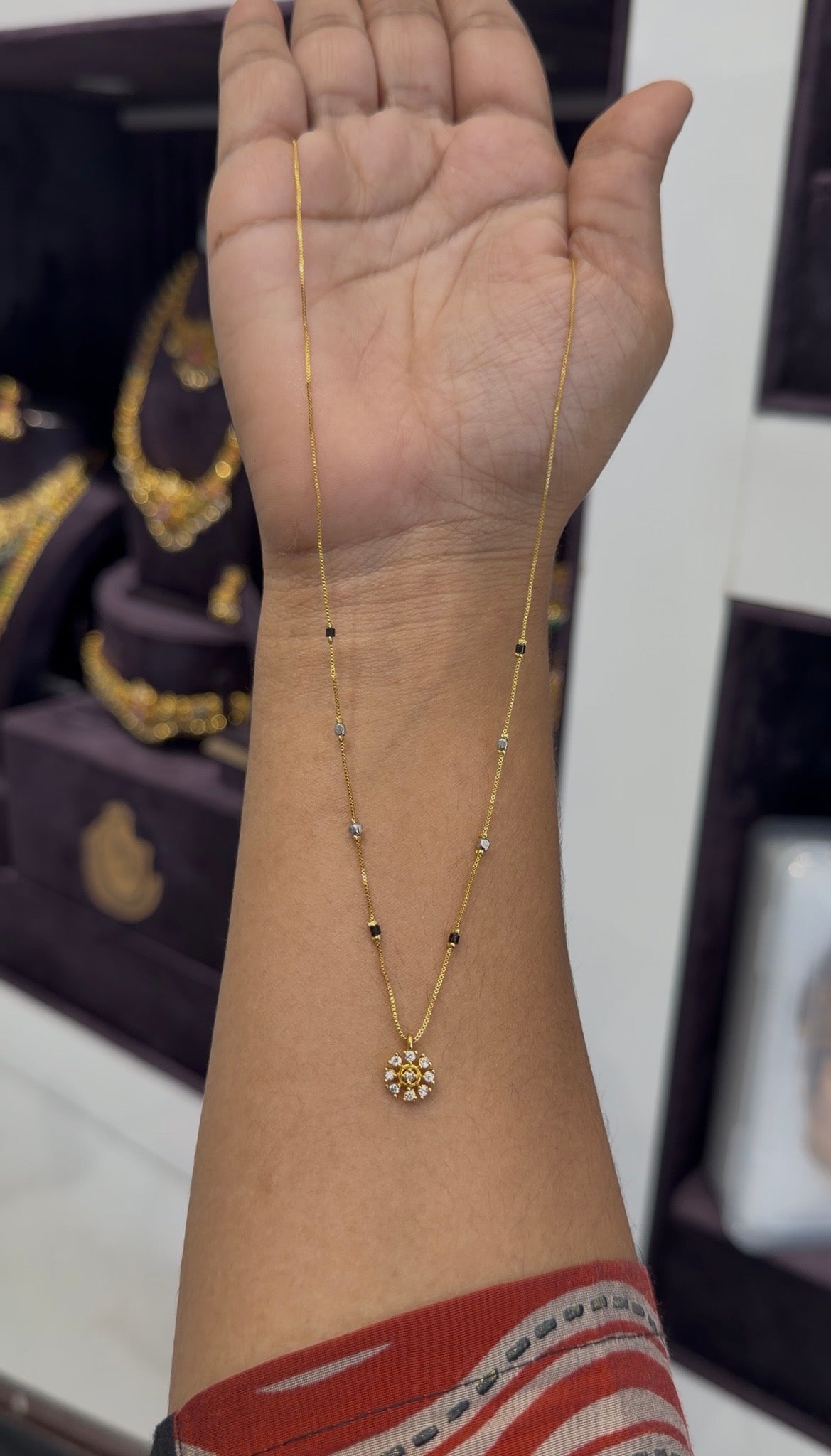 Beautiful Simple Blackbeads chain 18 inchs long