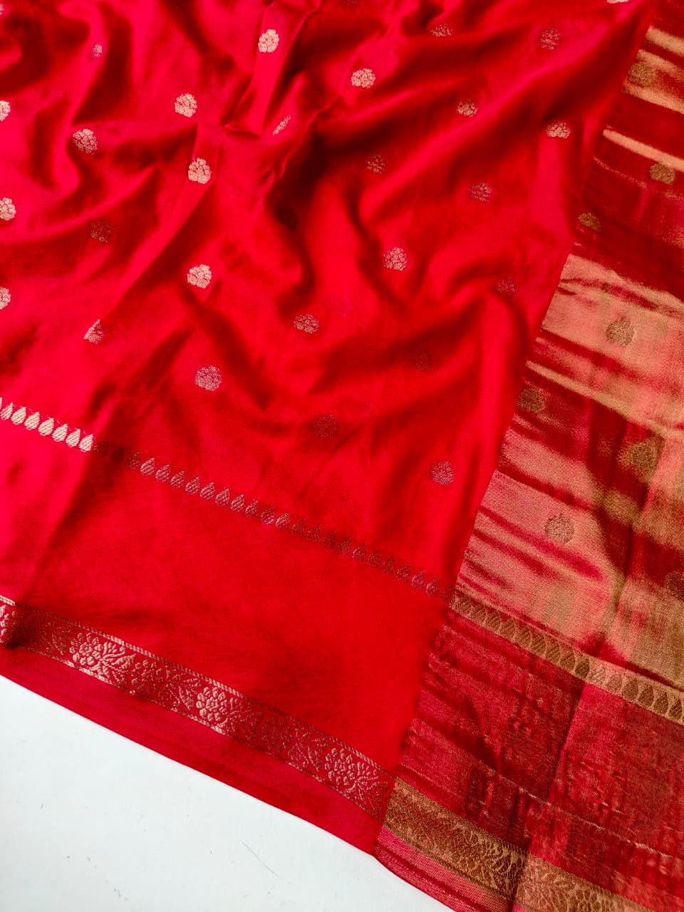 Moonga viscose soft silk saree