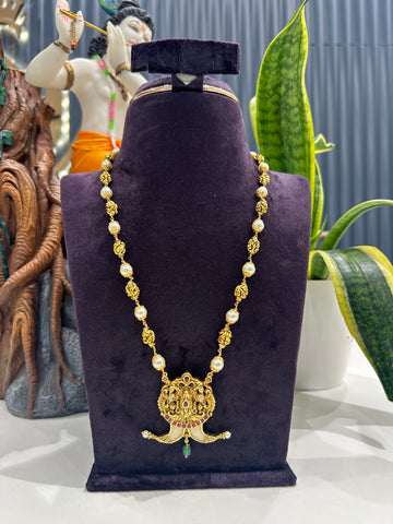 Beautiful Balaji pendant tiger nail with handmaking pearls & gold balls mala 18 inchs long