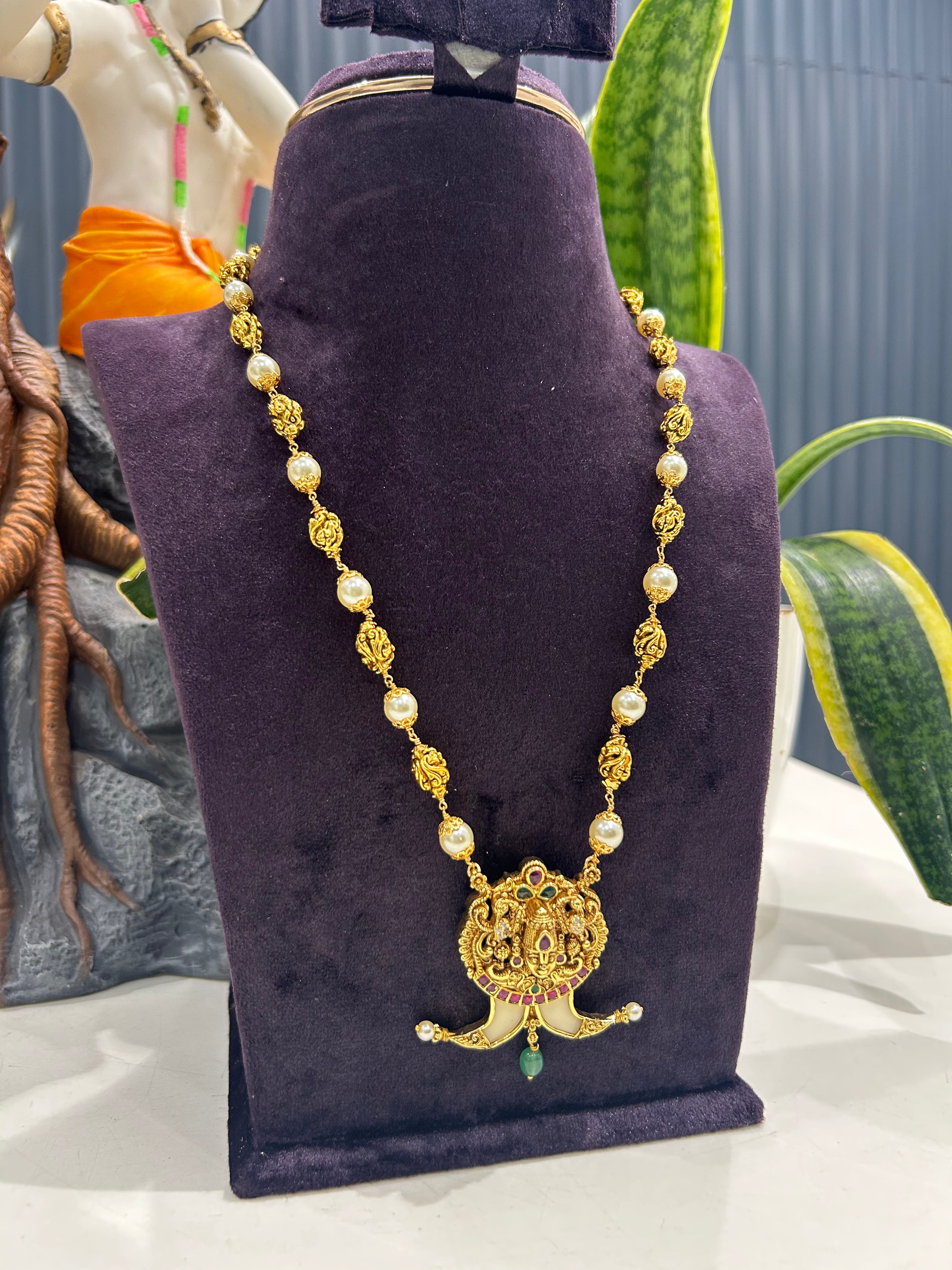 Beautiful Balaji pendant tiger nail with handmaking pearls & gold balls mala 18 inchs long