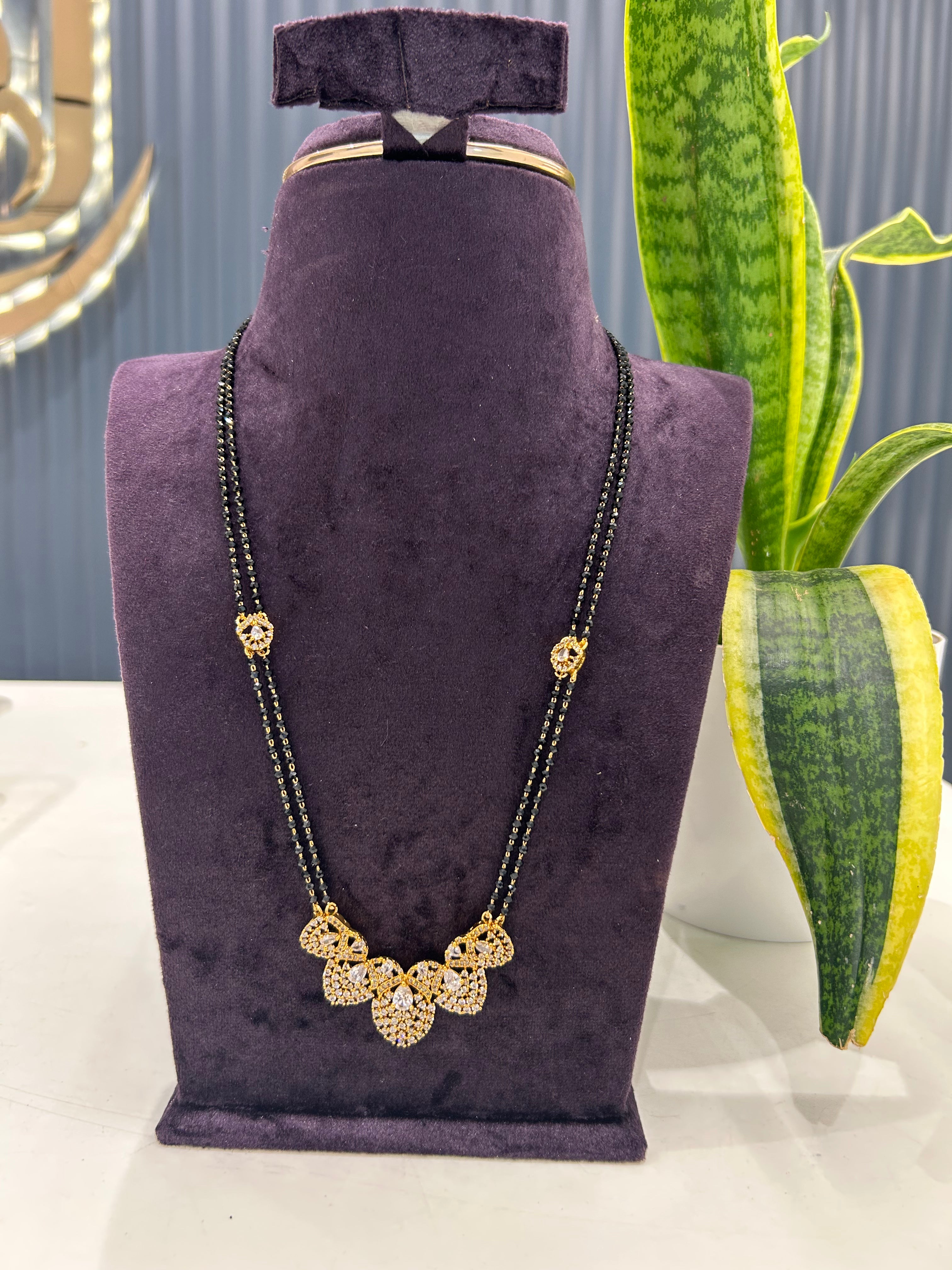 Beautiful Diamond Replica pendant with 2 layers Blackbeads chain 18 inchs long