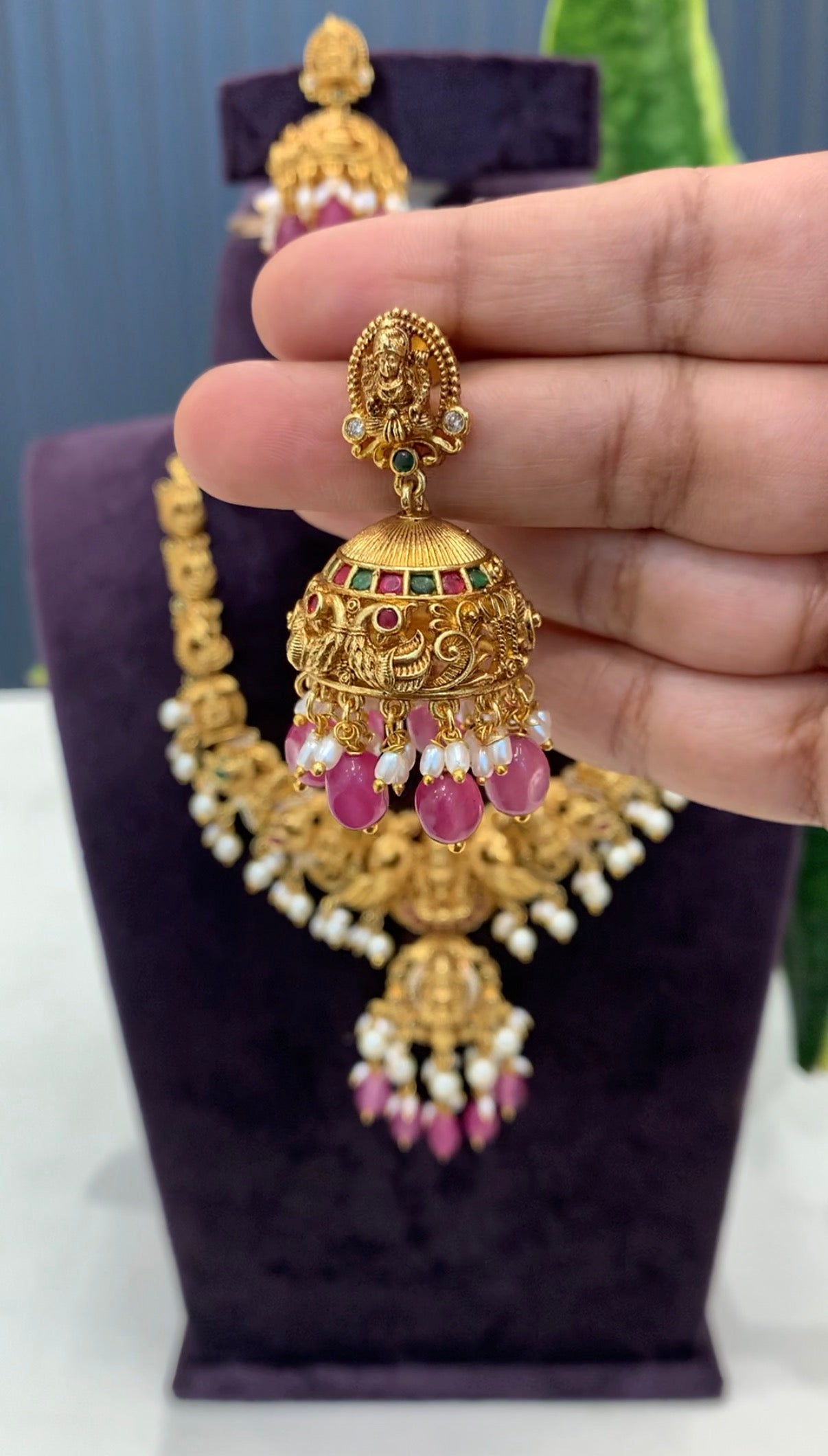Beautiful Lakshmi devi necklace set with screwback jumkis