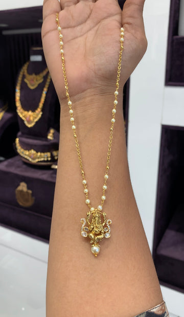 Beautiful Ganesh pendant handmaking pearls, Chandraharam chain 18 inchs long