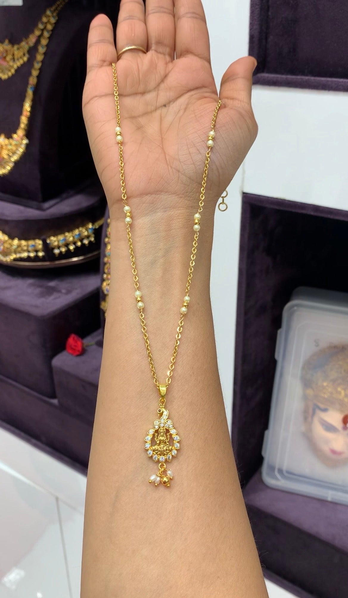 Beautiful Lakshmi devi idol with handmaking pearls & Chandraharam chain 18 inchs long