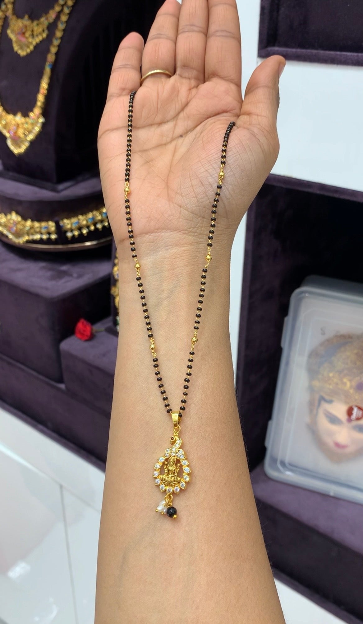 Beautiful Lakshmi devi idol Blackbeads chain 18 inchs long