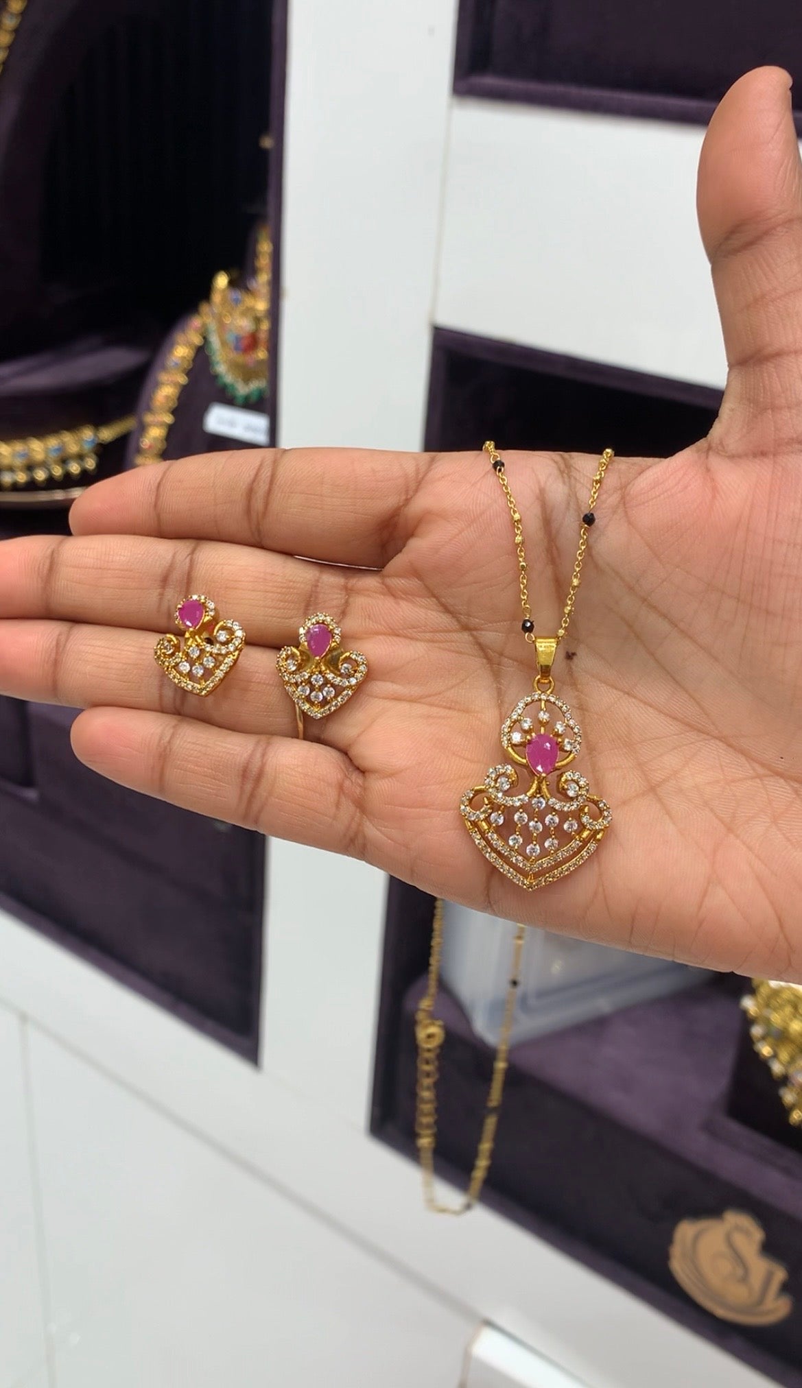 Beautiful pink stone pendant set with handmaking Chandraharam & Blackbeads chain 18 inchs long