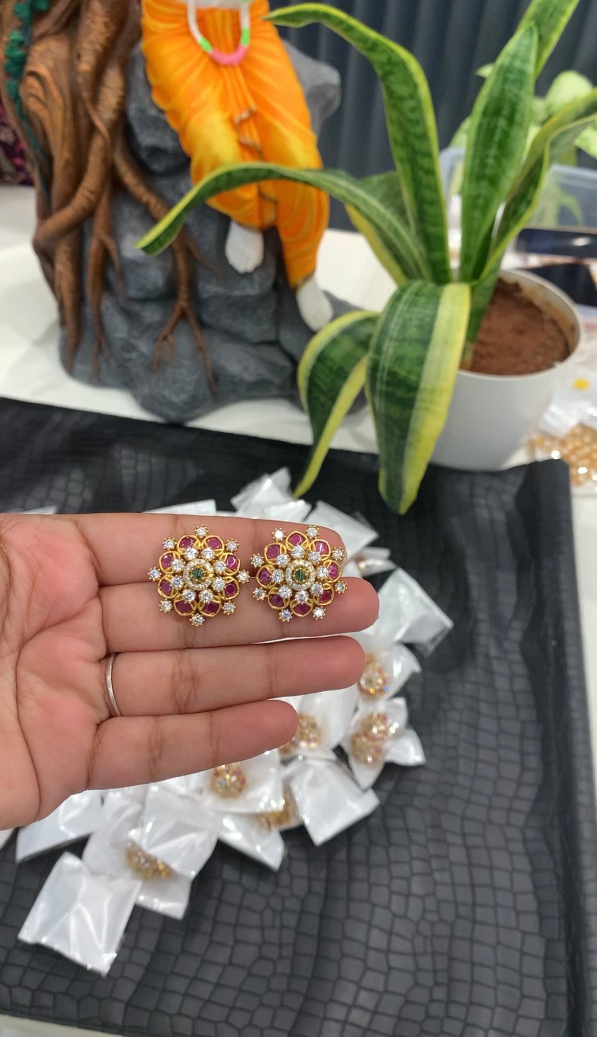 Beautiful pota stone studs with pushback