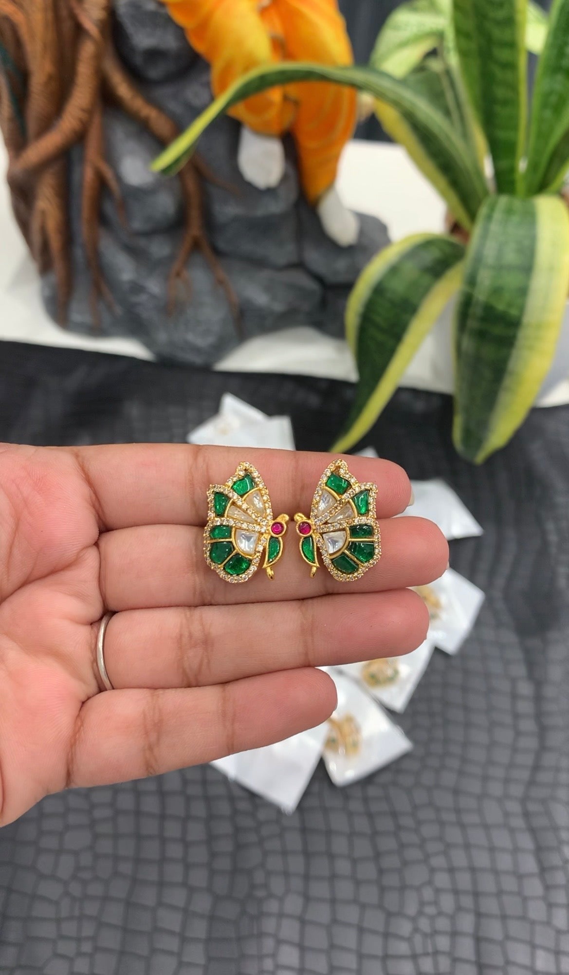 Beautiful butterfly 🦋 green stone studs with pushback