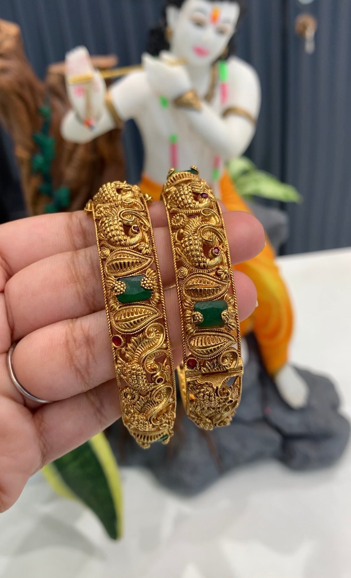 Beautiful peacock design openable bangle