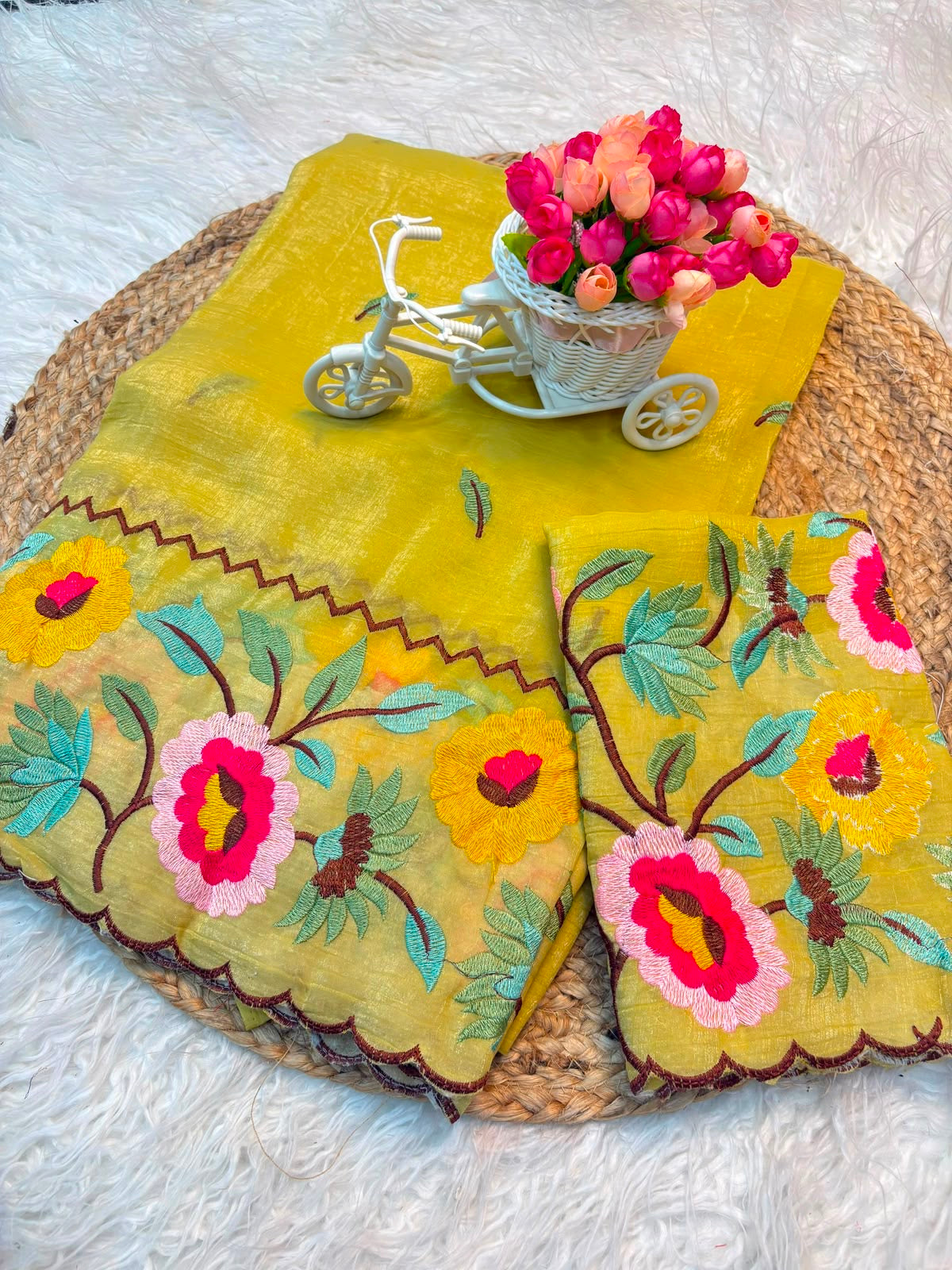 Crunchy fabric saree