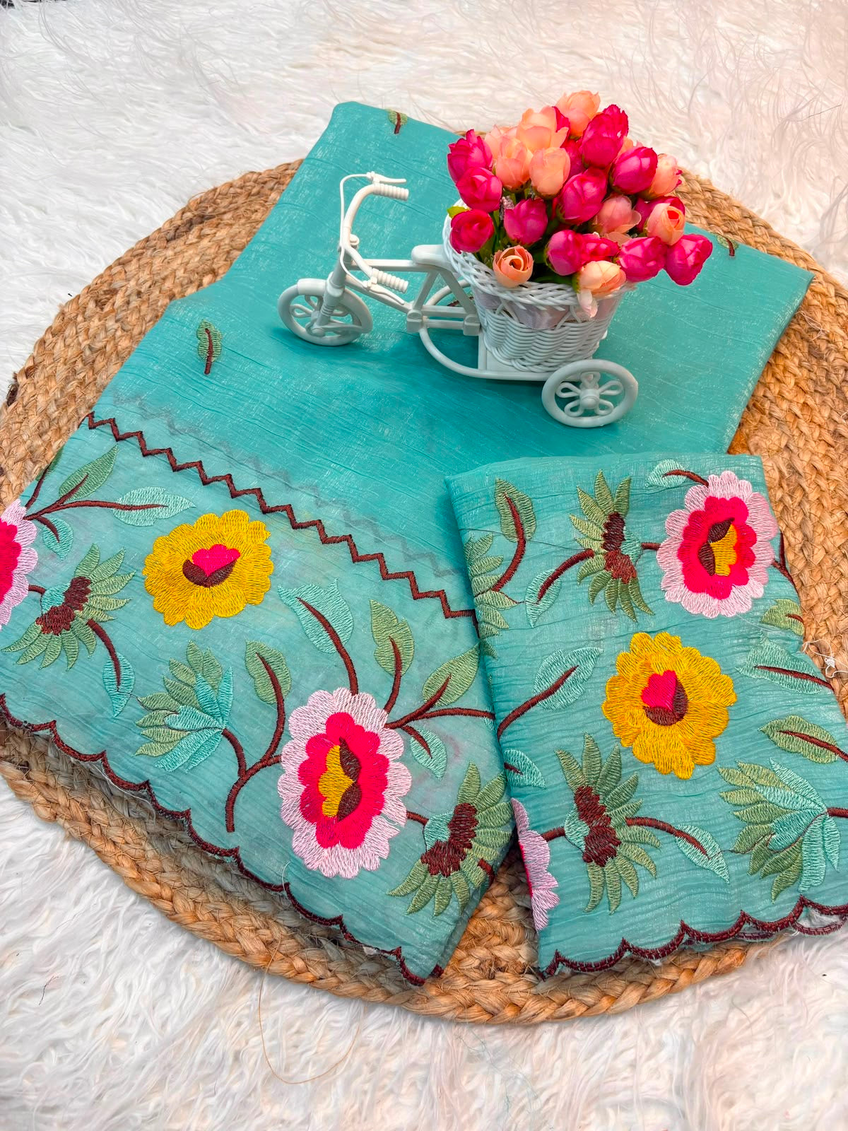 Crunchy fabric saree